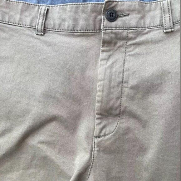L.L. Bean Khaki Pants 42 x 28 Standard Fit Cotton Spandex - Picture 5 of 12